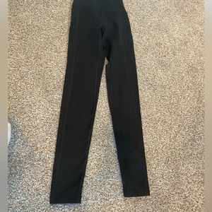 Aerie high waisted “the hugger” leggings with pockets